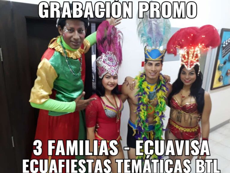 Show Hora Loca Guayaquil Samborondon VideoBooth Camara 360 Robots Gigantes Pixel Led Ecuador Pirotecnia Fria Cabina Fotografica Espejo Fotografico 5 768x576